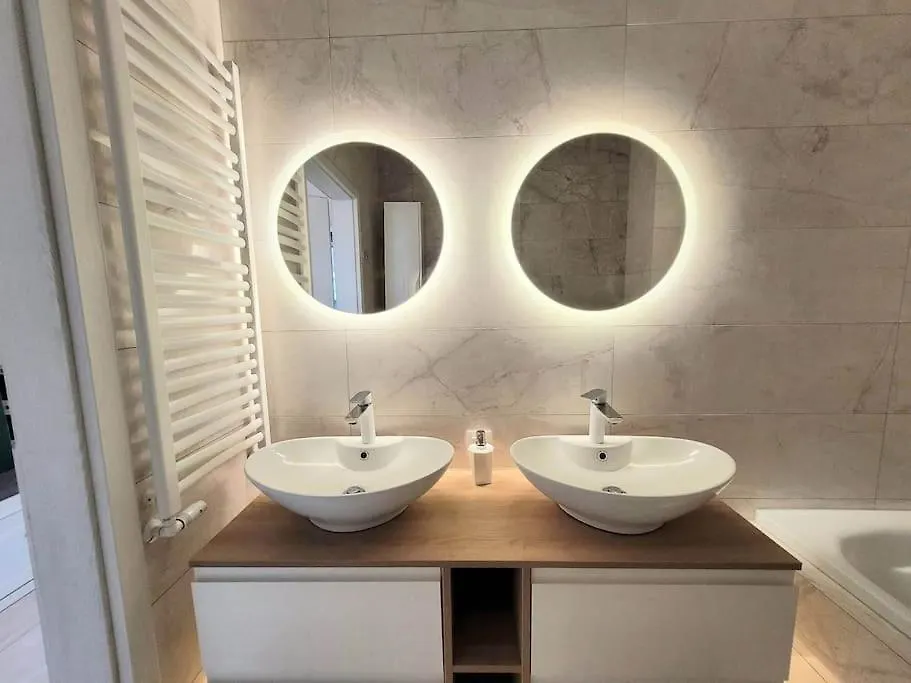 Apartment Sophie 3 Rooms, 2 Bathrooms, 8 Persons Krakow