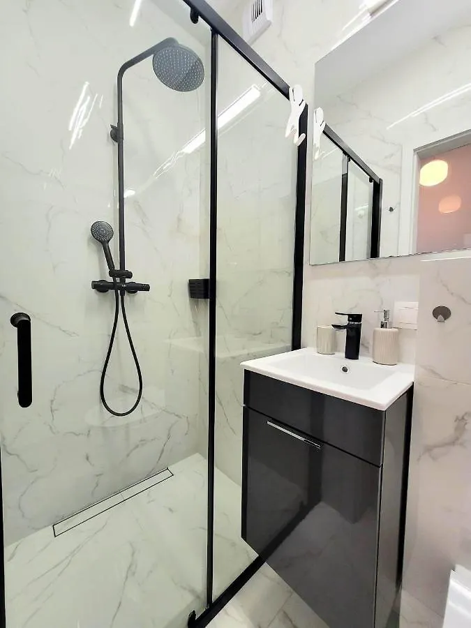 Apartment Sophie 3 Rooms, 2 Bathrooms, 8 Persons Krakow